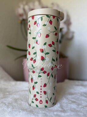 🍓Cream Strawberry🍓 HydroJug Tumbler 40OZ SPORT Sealed In Box